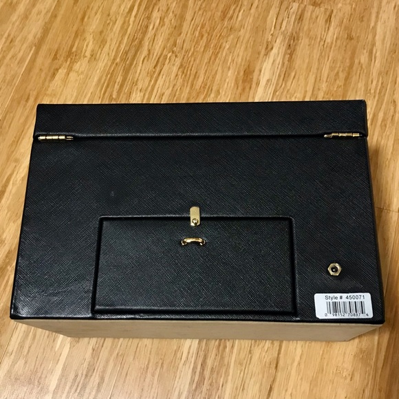 Wolf Designs Double Watch Winder Storage Box Black - Picture 10 of 12